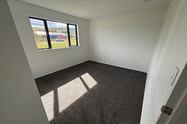 Photo of property in 26 Wooing Tree Avenue, Cromwell, 9310