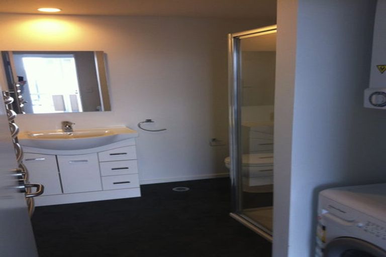 Photo of property in 12/2 Torrens Terrace, Mount Cook, Wellington, 6011