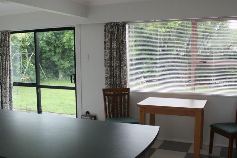 Photo of property in 30 Augustus Street, Carterton, 5713