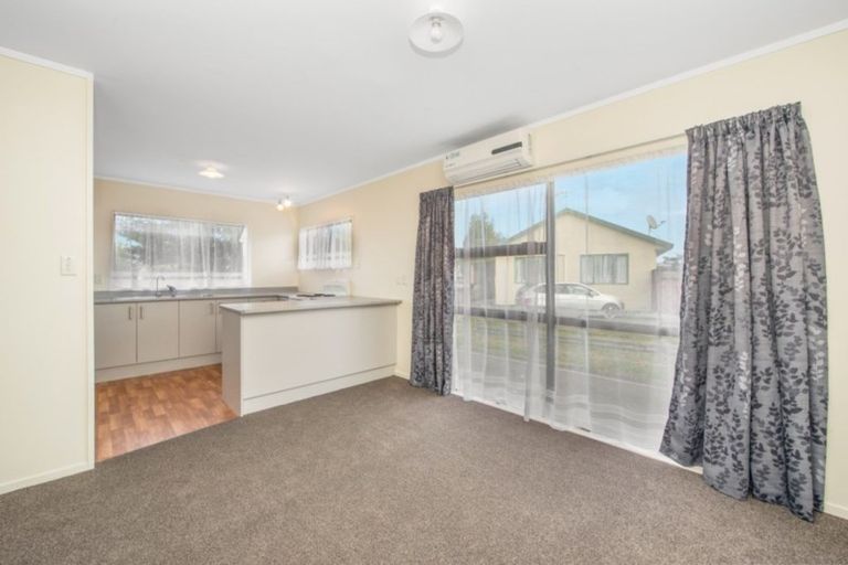 Photo of property in 21 Penney Green, Nawton, Hamilton, 3200