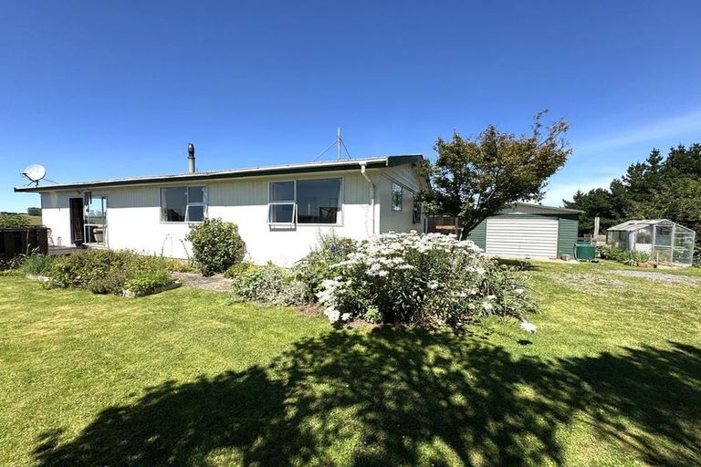 Photo of property in 86 Totara Island Road, Clifton, Balclutha, 9273