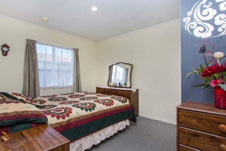 Photo of property in 34a Heathridge Place, Burswood, Auckland, 2013