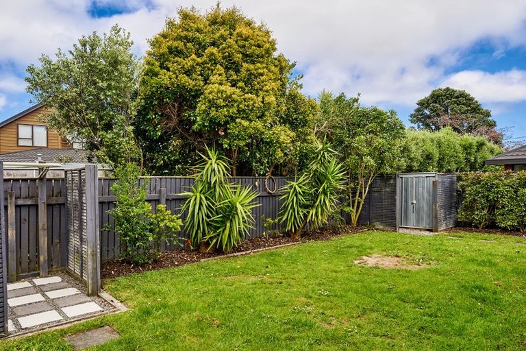 Photo of property in 172 Knights Road, Hutt Central, Lower Hutt, 5011