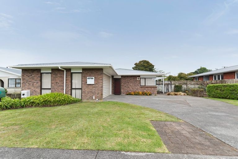 Photo of property in 1 Te Whena Place, Waitara, 4320