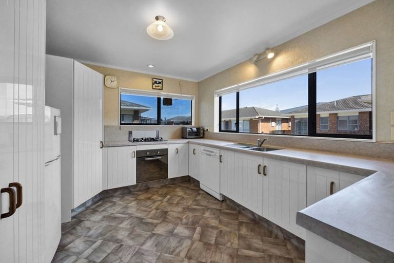 Photo of property in 6/49 Sackville Street, Fitzroy, New Plymouth, 4312