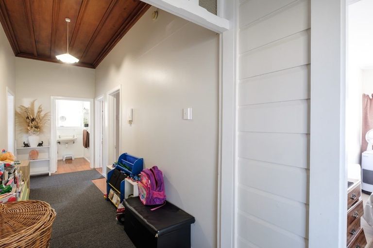 Photo of property in 35 Lyndhurst Street, Awapuni, Gisborne, 4010