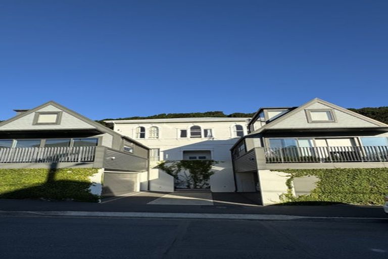 Photo of property in 3/83 Austin Street, Mount Victoria, Wellington, 6011