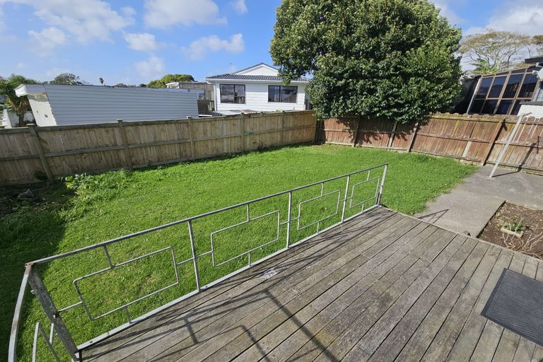 Photo of property in 1/27 Silver Creek Road, Weymouth, Auckland, 2103