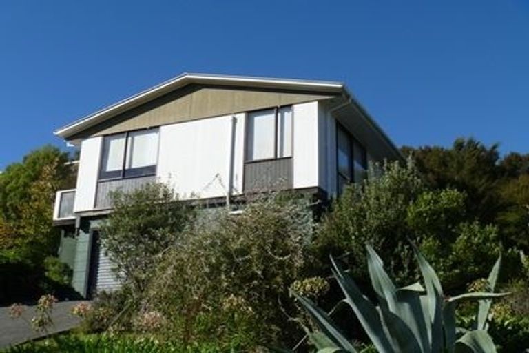 Photo of property in 83 Parkway, Wainuiomata, Lower Hutt, 5014