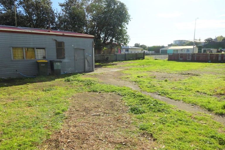 Photo of property in 66 Pratt Avenue, Foxton Beach, Foxton, 4815