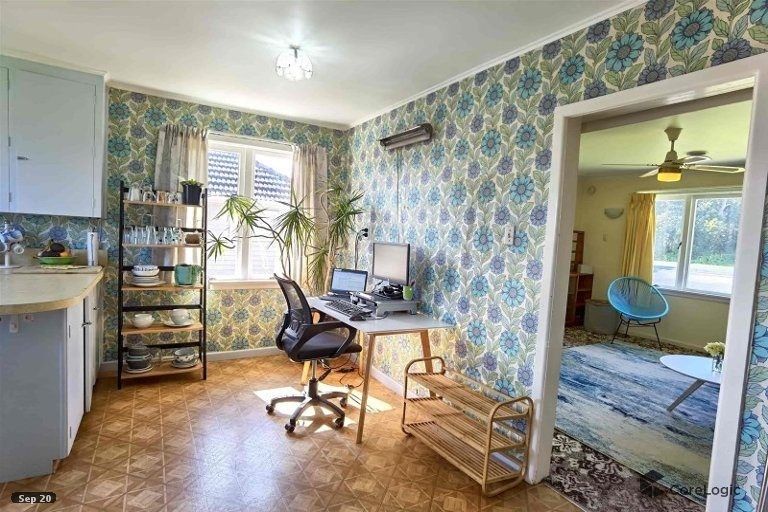 Photo of property in 53 Matipo Road, Te Atatu Peninsula, Auckland, 0610