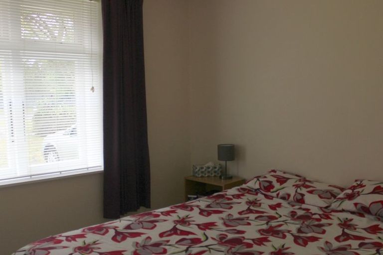 Photo of property in 30 Augustus Street, Carterton, 5713