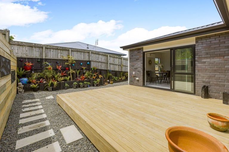 Photo of property in 2 Awaiti Way, Orewa, 0931