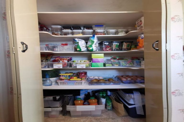 Photo of property in 219 Cambridge Terrace, Naenae, Lower Hutt, 5011