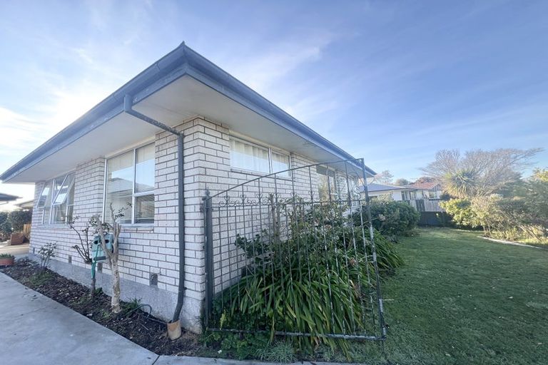 Photo of property in 18 Bidwell Place, Hillmorton, Christchurch, 8025