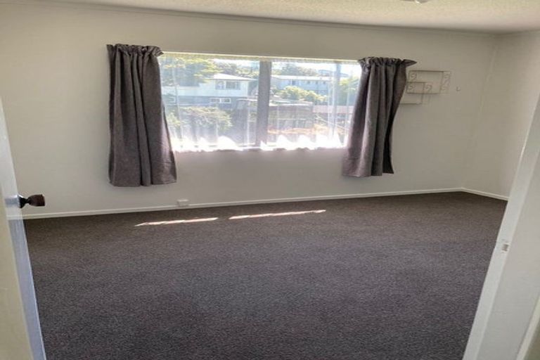 Photo of property in 36 Jackson Terrace, Ranui, Porirua, 5024