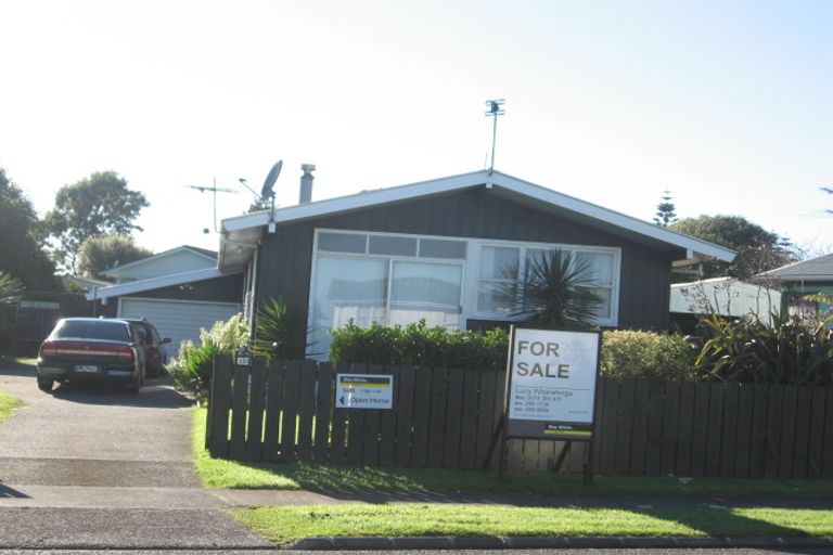 Photo of property in 38 Addington Avenue, Manurewa, Auckland, 2102