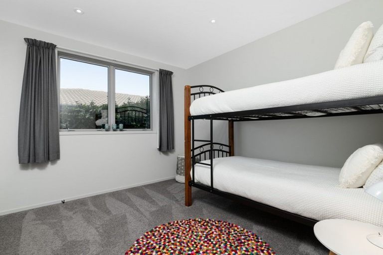 Photo of property in 912a Papamoa Beach Road, Papamoa Beach, Papamoa, 3118