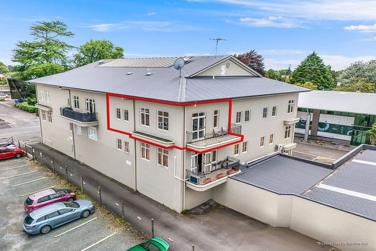 Photo of property in 2e/11 London Street, Hamilton Central, Hamilton, 3204