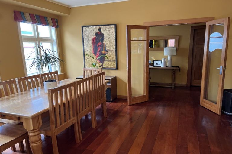 Photo of property in 55 Tauhinu Road, Miramar, Wellington, 6022