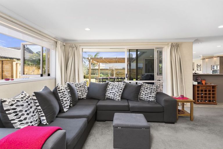 Photo of property in 60 Matemuri Drive, Papamoa Beach, Papamoa, 3118