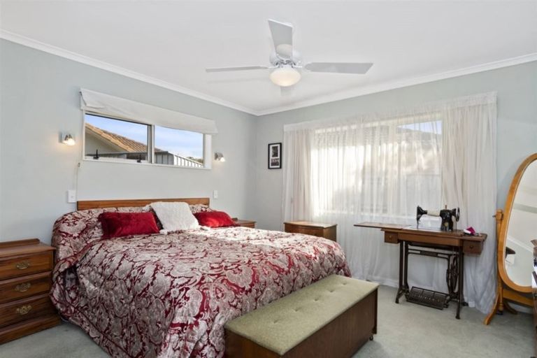 Photo of property in 292 Gravatt Road, Papamoa Beach, Papamoa, 3118