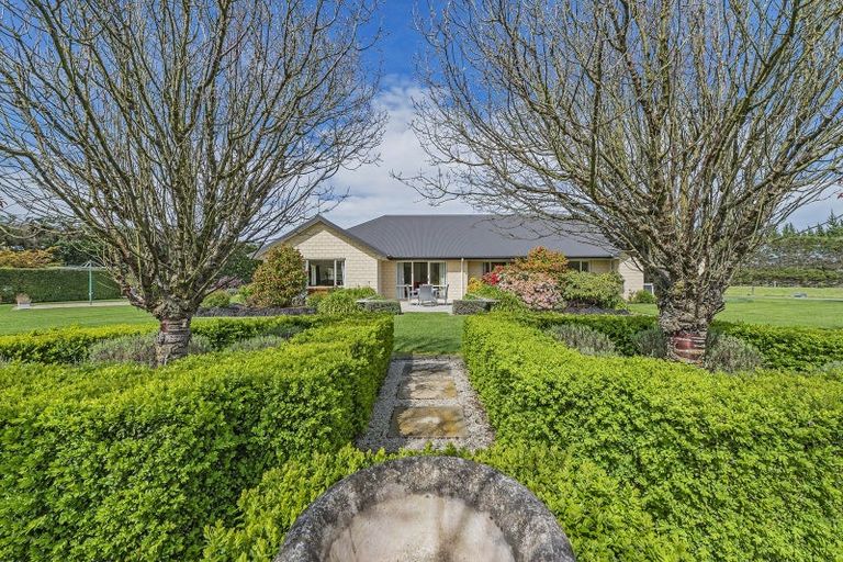Photo of property in 558 Sandy Knolls Road, West Melton, Christchurch, 7675