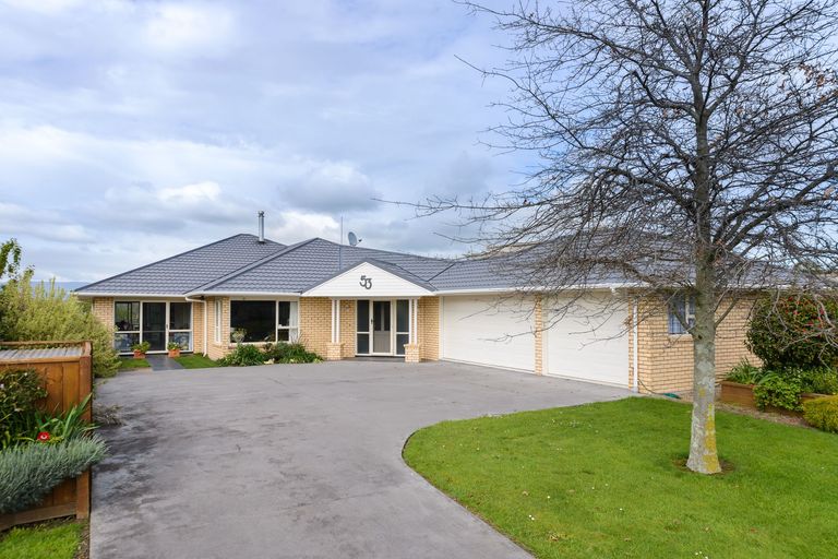 Photo of property in 53 Royal Oak Drive, Kelvin Grove, Palmerston North, 4414