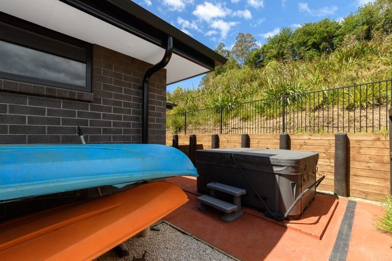 Photo of property in 33 Pakanga Grove, Pyes Pa, Tauranga, 3112
