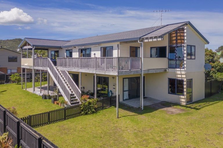 Photo of property in 110 Corokia Place, Matarangi, Whitianga, 3592