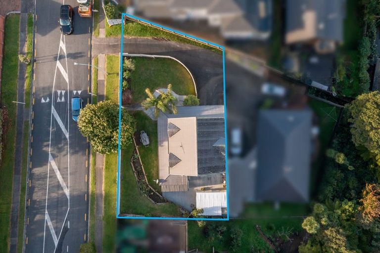 Photo of property in 1/163 Oaktree Avenue, Browns Bay, Auckland, 0630