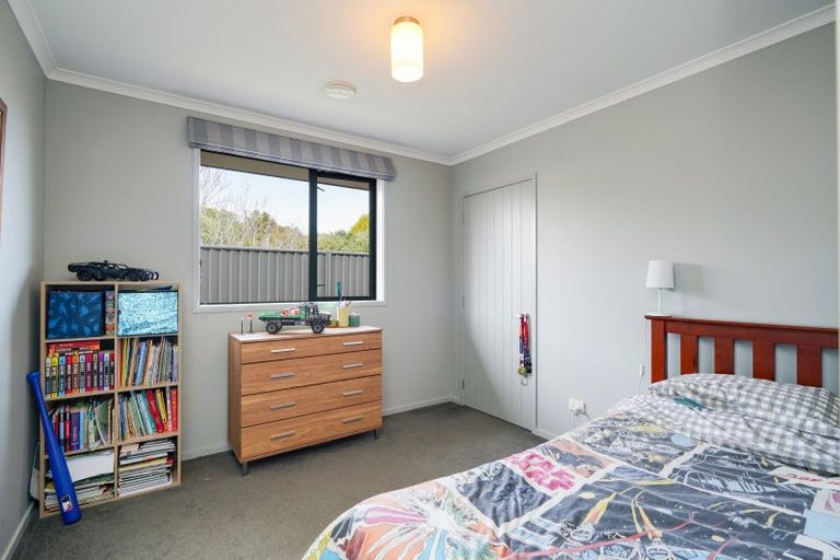 Photo of property in 23 Allan Street, Otatara, Invercargill, 9879