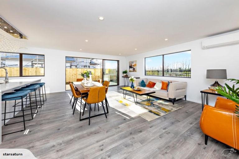 Photo of property in 33 Sapwood Crescent, Takanini, 2110