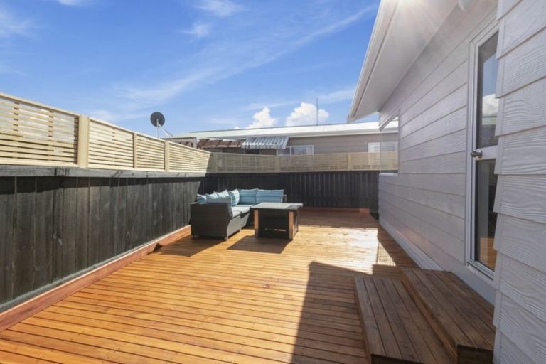 Photo of property in 15b Trevethick Grove, Woburn, Lower Hutt, 5010