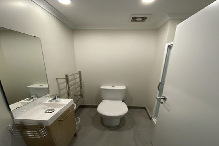 Photo of property in 34 Fernly Rise, Flat Bush, Auckland, 2019