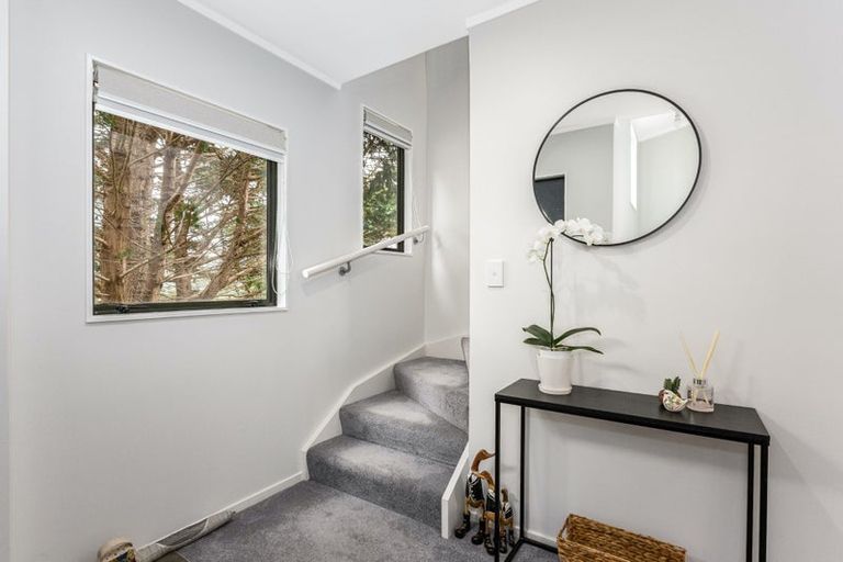 Photo of property in 16 Morere Street, Titahi Bay, Porirua, 5022