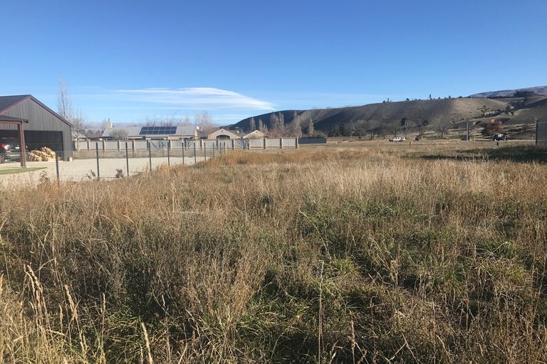 Photo of property in 3 Missy Crescent, Mount Pisa, Cromwell, 9383