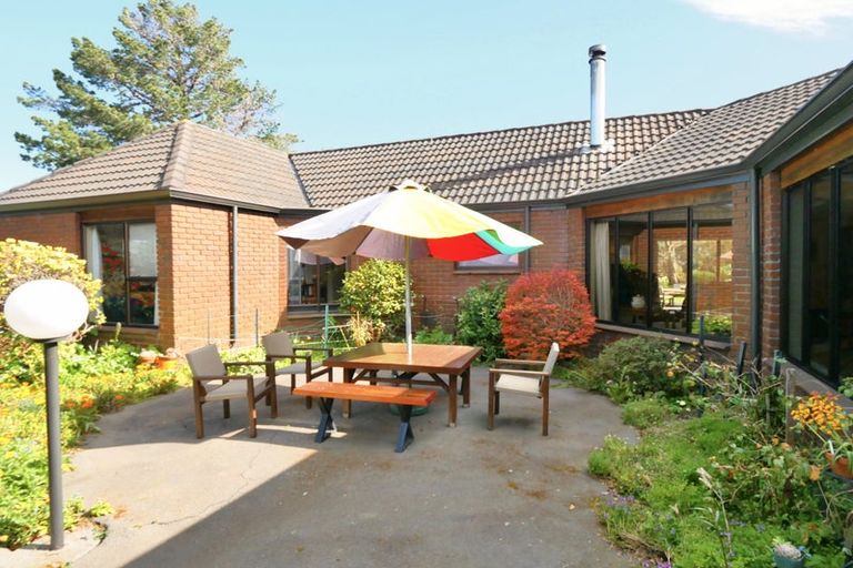 Photo of property in 119 Paekakariki Hill Road, Pauatahanui, Porirua, 5381