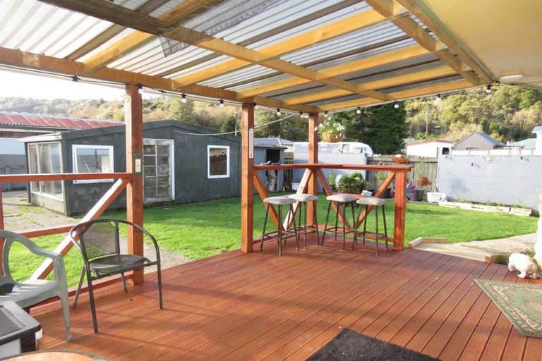 Photo of property in 34 Shiel Street, Reefton, 7830