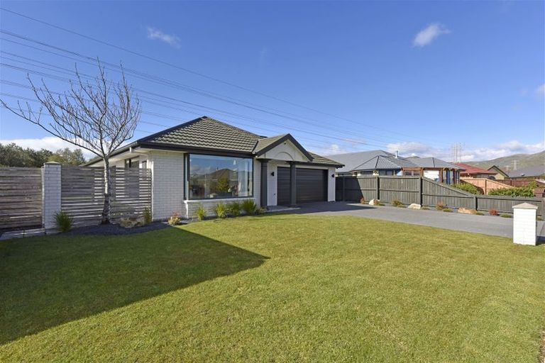 Photo of property in 12 Sweet Waters Place, Woolston, Christchurch, 8023