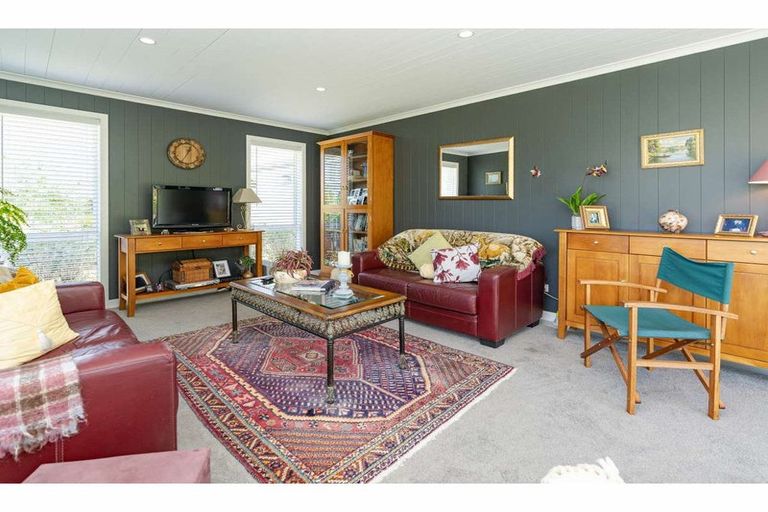 Photo of property in 73d Riddell Road, Kerikeri, 0230