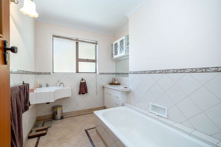 Photo of property in 121 South Belt, Solway, Masterton, 5810