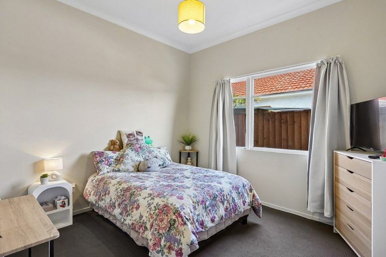 Photo of property in 13 Richardson Street, Saint Kilda, Dunedin, 9012