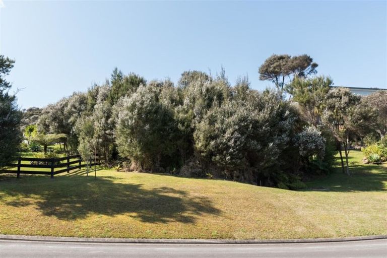 Photo of property in 4 Toi Track, Russell, 0272