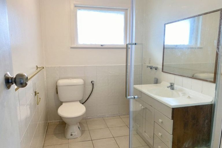 Photo of property in 128 Gillies Avenue, Taupo, 3330