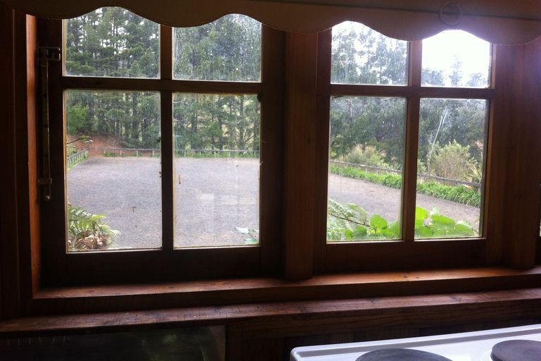 Photo of property in 82 Maungatawhiri Road, Raglan, 3295