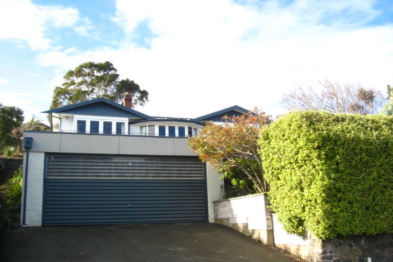 Photo of property in 23 Westenra Terrace, Cashmere, Christchurch, 8022