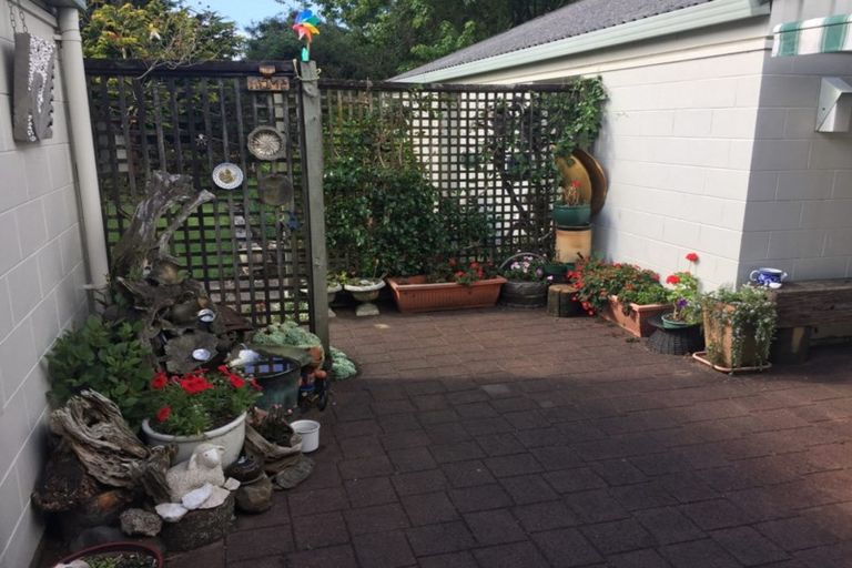 Photo of property in 19 Crisp Avenue, Pukekohe, 2120