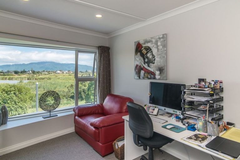 Photo of property in 9 Kotuku Drive, Paraparaumu Beach, Paraparaumu, 5032