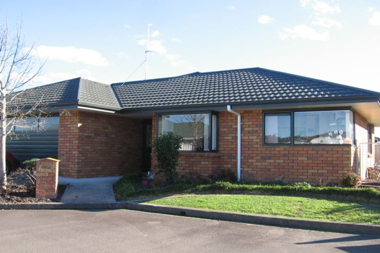 Photo of property in 3 Celtic Court, Roslyn, Palmerston North, 4414